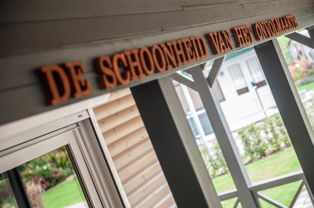 Prachtige Chalet Wabi Sabi Aan Het Water! Geel Exterior photo